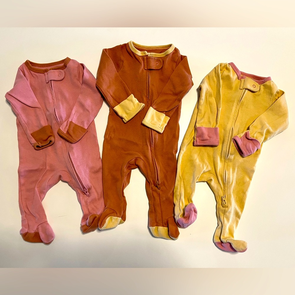 Bundle of Three Newborn Cloud Island Pajamas
